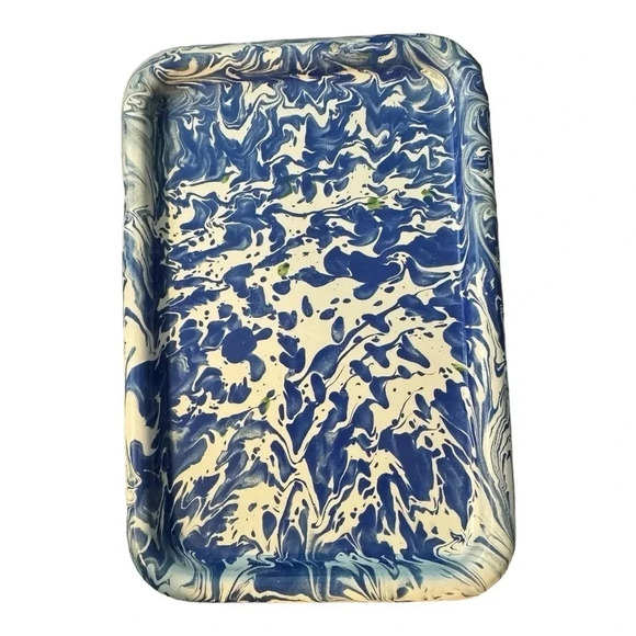 Vintage Hong Kong Rectangular Tray - Picture 3 of 10